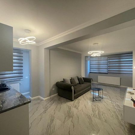 B&P Apartments Mamaia Nord 5 Năvodari Εξωτερικό φωτογραφία