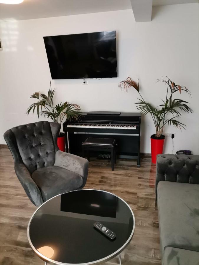 B&P Apartments Mamaia Nord 5 Năvodari Εξωτερικό φωτογραφία
